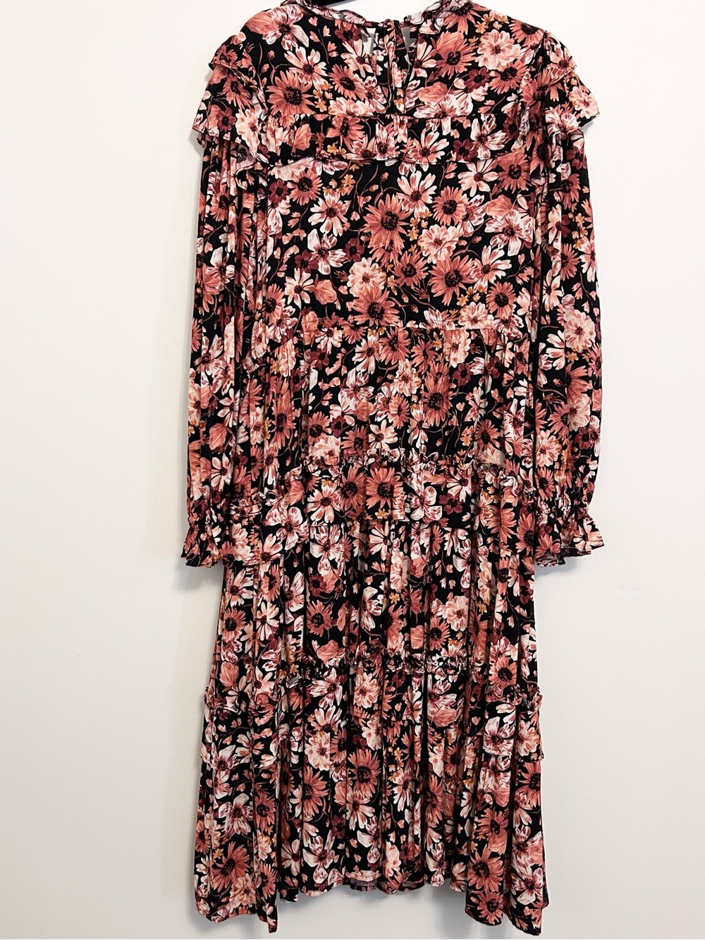 Rachel Parcell Autumn Bouquet
Tiered Midi Dress Size 16 - Picture 7 of 10